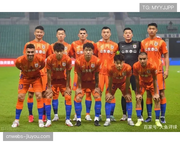 山东泰山客战上海海港，卫冕冠军与领头羊的天王山之战前瞻